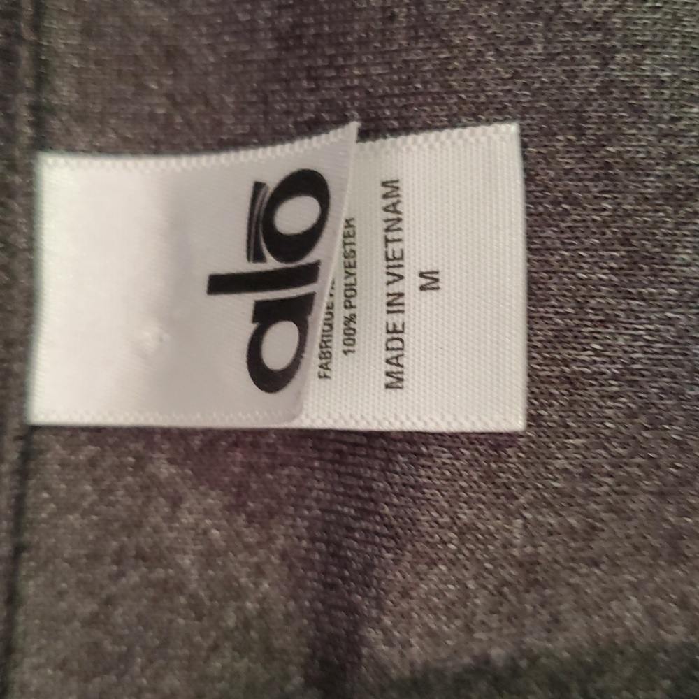 ALO Yoga Gray Jacket with Full-Length Zipper - Picture 8 of 17